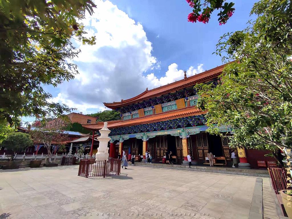 KUNMING - Temple YUANTONG - 31.jpg